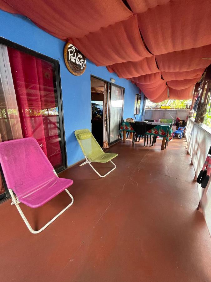 Pua vaenga Hostel Hanga Roa Bagian luar foto