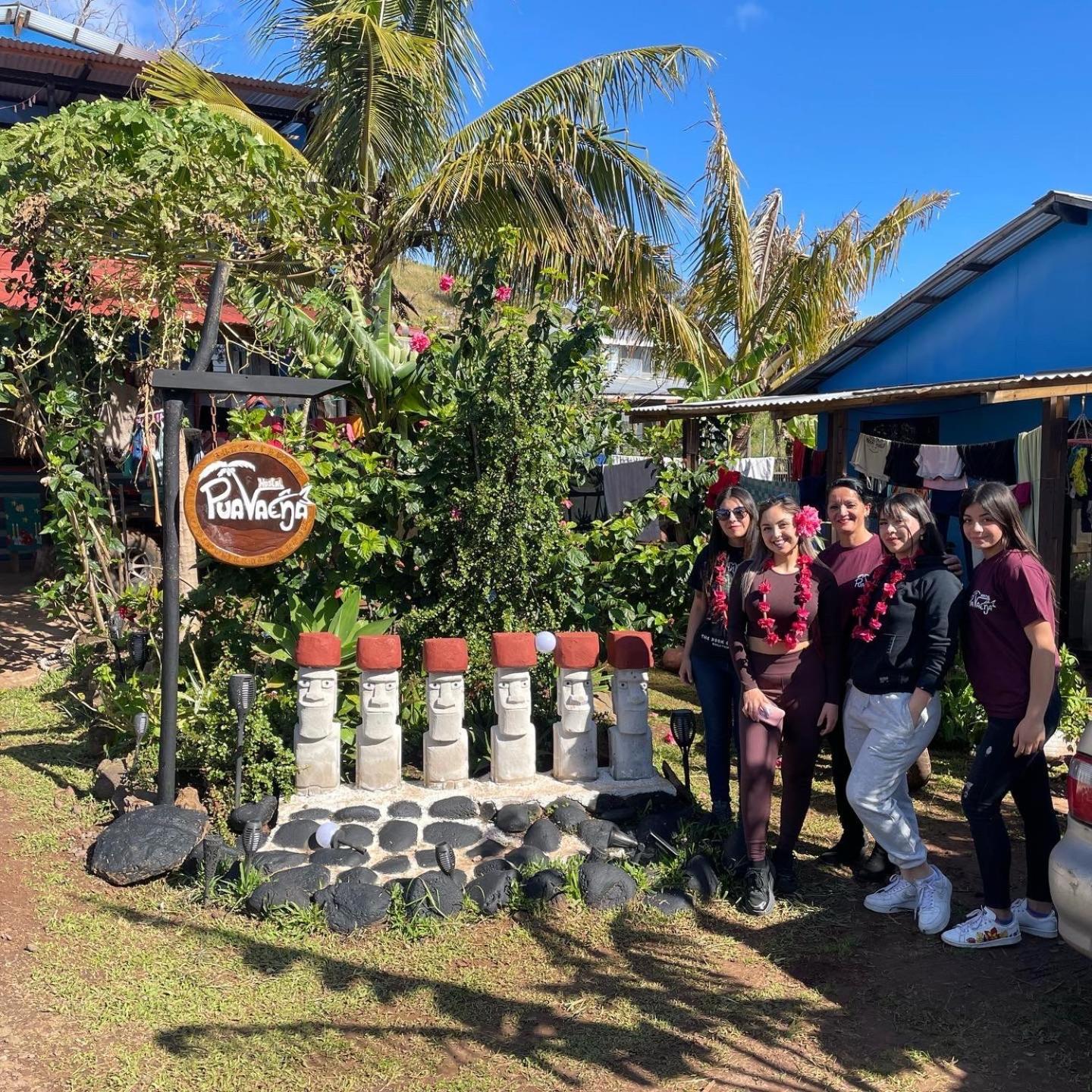 Pua vaenga Hostel Hanga Roa Bagian luar foto